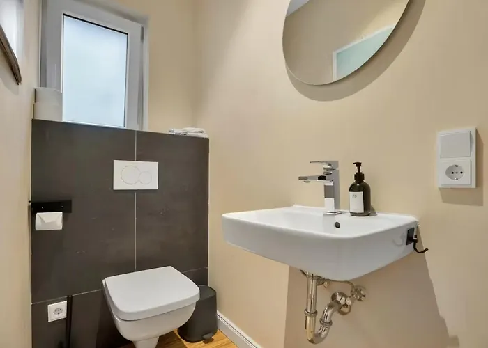 Large, Comfortable And Luxurious Flat In Center, Prenzlauer Berg 베를린