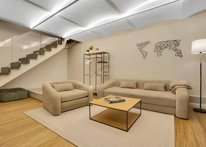 Large, Comfortable And Luxurious Flat In Center, Prenzlauer Berg