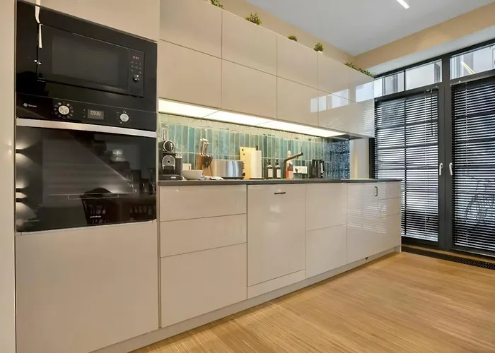 Large, Comfortable And Luxurious Flat In Center, Prenzlauer Berg *