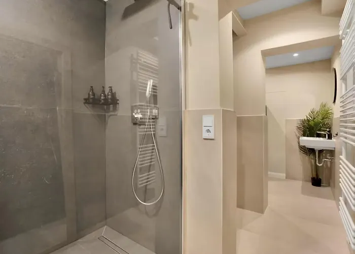 Appartement Large, Comfortable And Luxurious Flat In Center, Prenzlauer Berg *