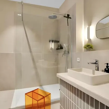 Large, Comfortable And Luxurious Flat In Center, Prenzlauer Berg